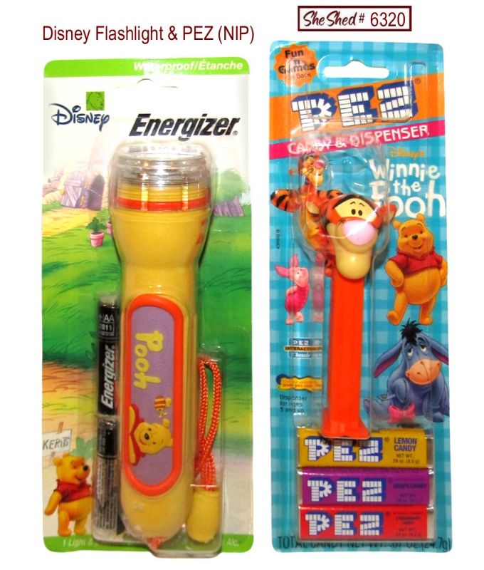Vintage 2002 Disney Winnie the Pooh Flashlight & Tigger PEZ Dispenser NIP